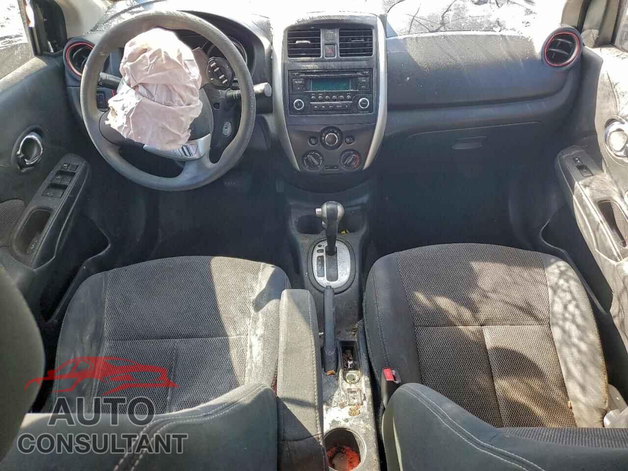 NISSAN VERSA 2016 - 3N1CN7AP3GL889038