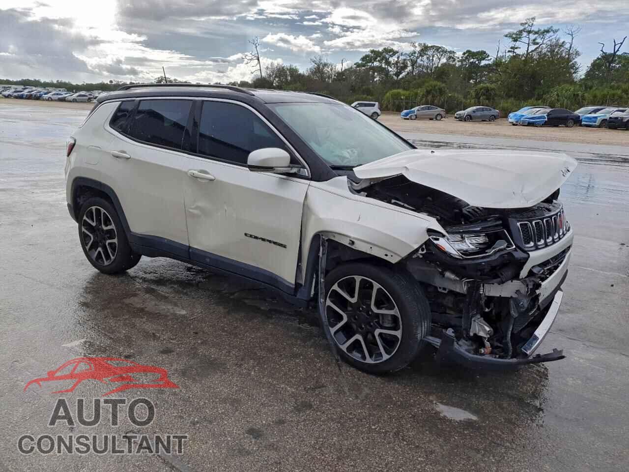 JEEP COMPASS 2018 - 3C4NJCCB7JT368200