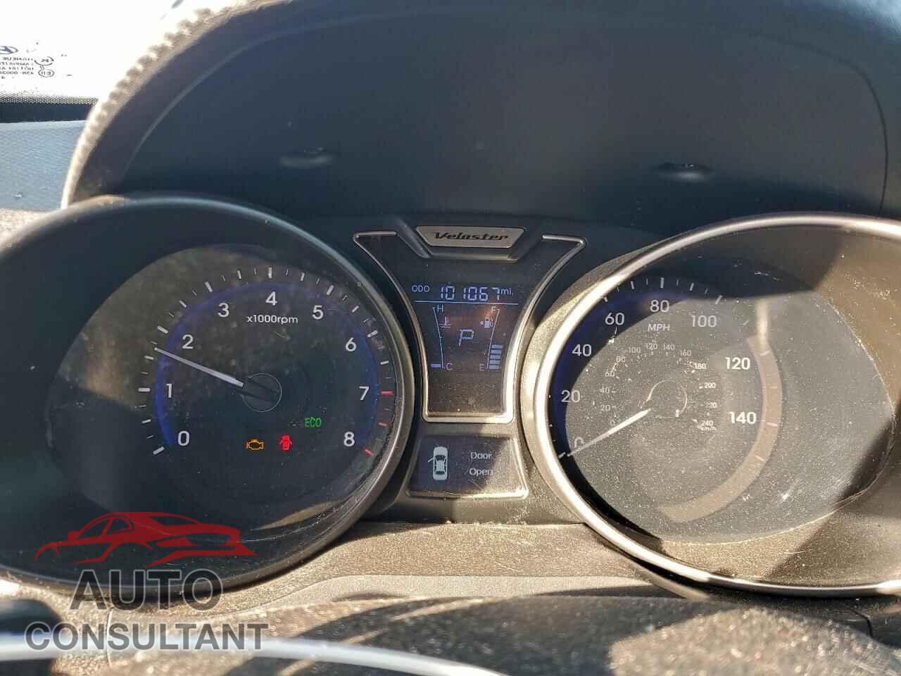 HYUNDAI VELOSTER 2015 - KMHTC6AE4FU223382
