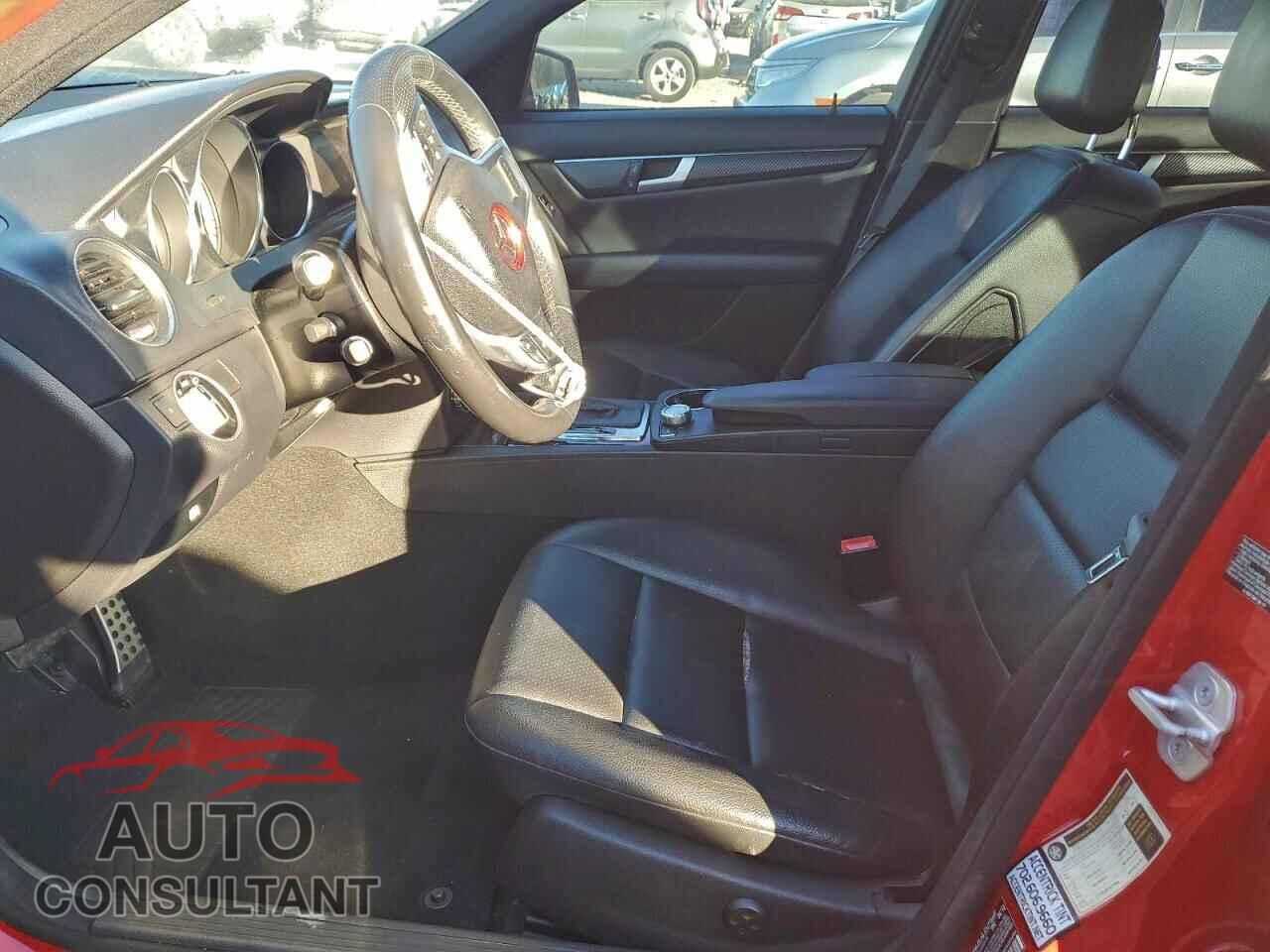 MERCEDES-BENZ C-CLASS 2013 - WDDGF5HB7DR260175