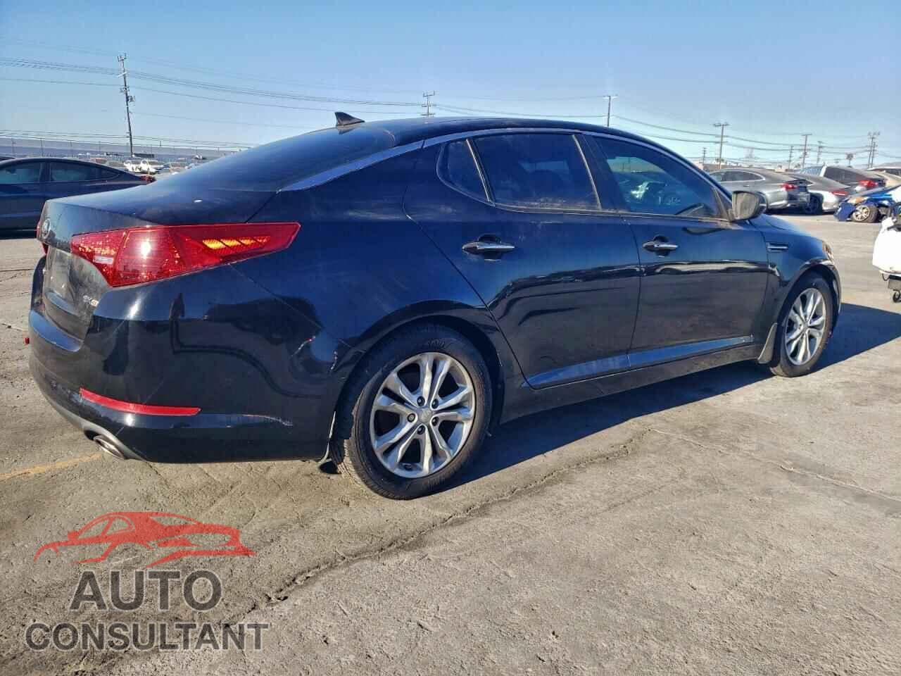 KIA OPTIMA 2013 - 5XXGN4A77DG201045