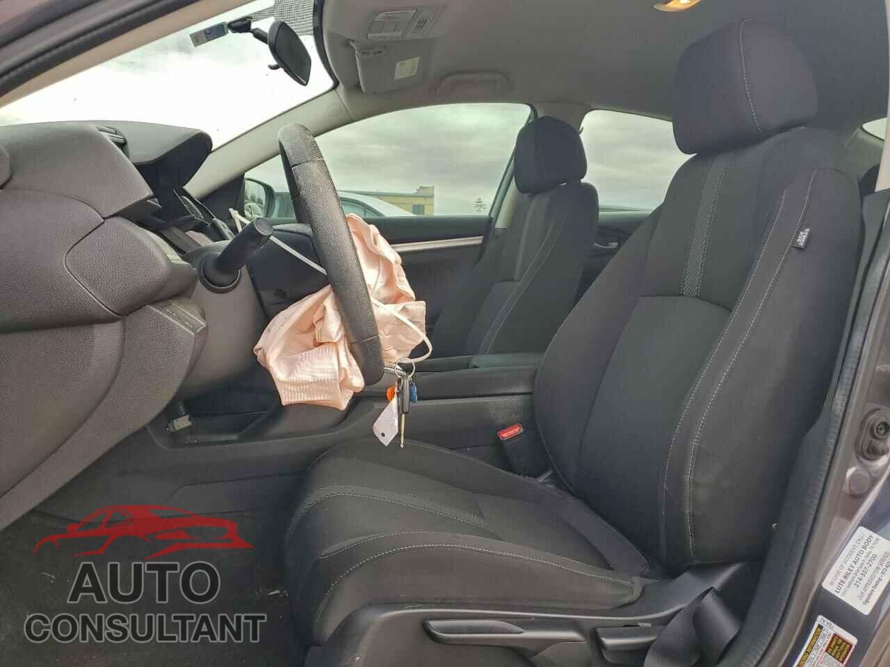 HONDA CIVIC 2017 - 19XFC2F57HE037159