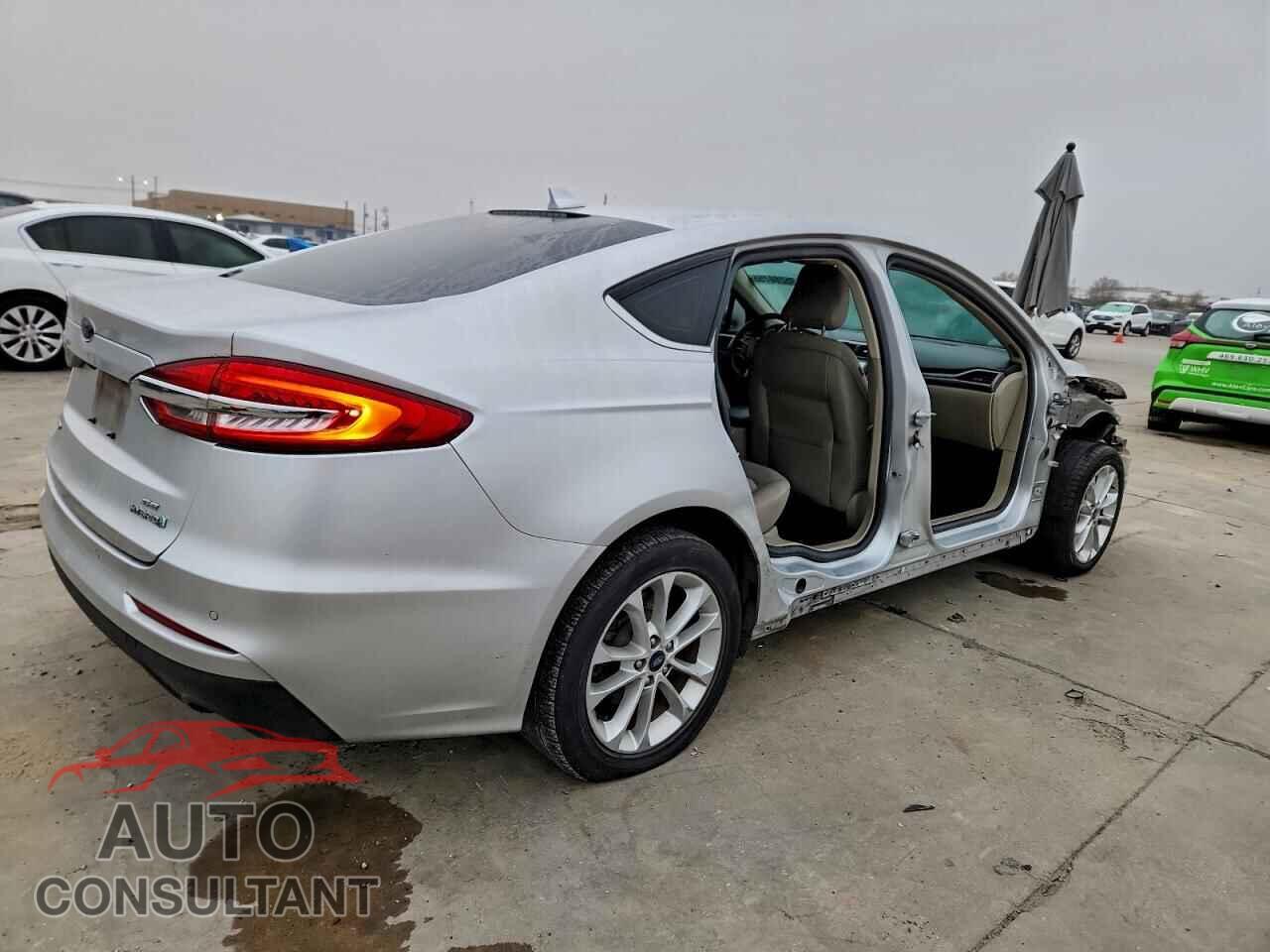FORD FUSION 2019 - 3FA6P0LU0KR225614