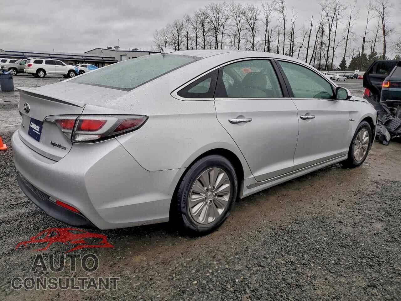 HYUNDAI SONATA 2017 - KMHE24L12HA046006