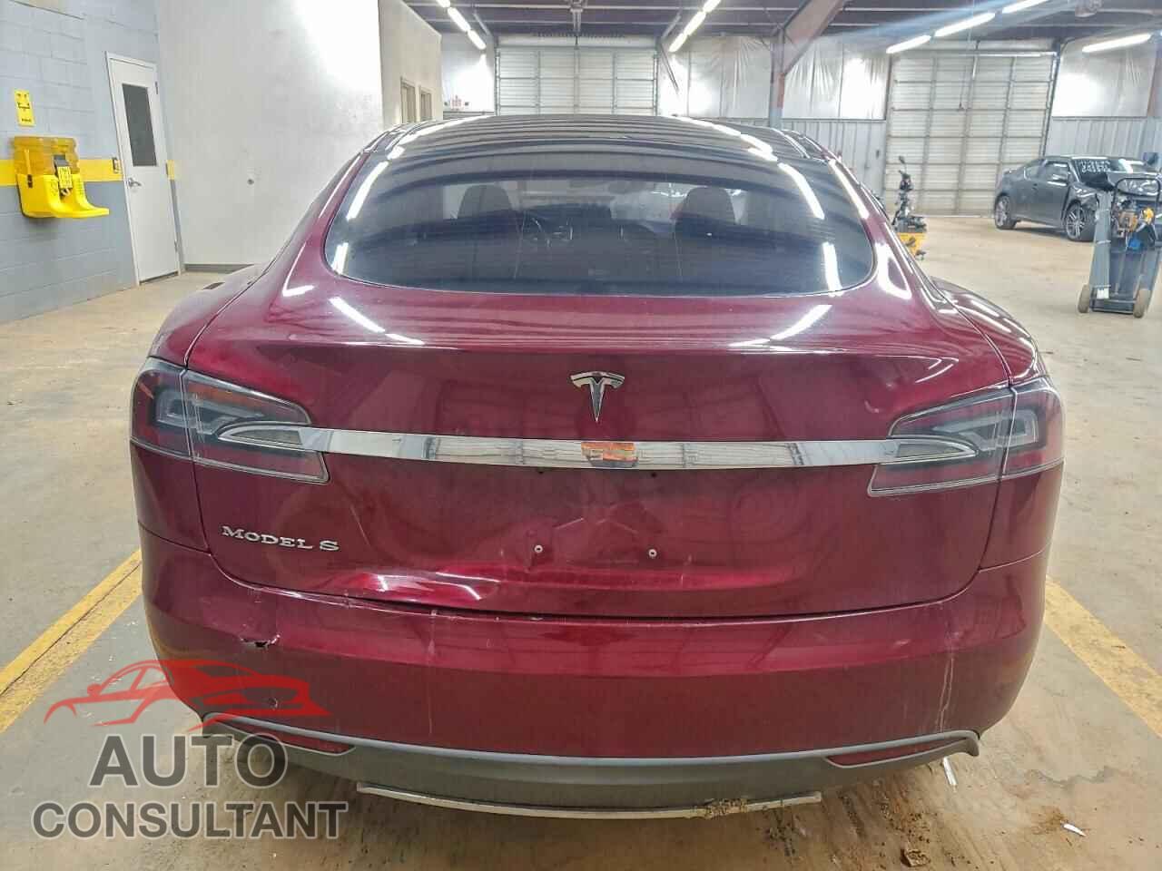 TESLA MODEL S 2012 - 5YJSA1DN9CFS00947