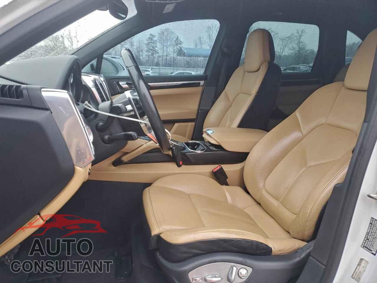 PORSCHE CAYENNE 2016 - WP1AA2A25GLA04789