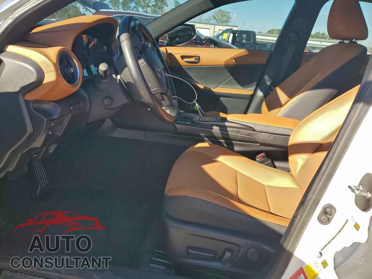 LEXUS IS 2022 - JTHDA1D21N5118857