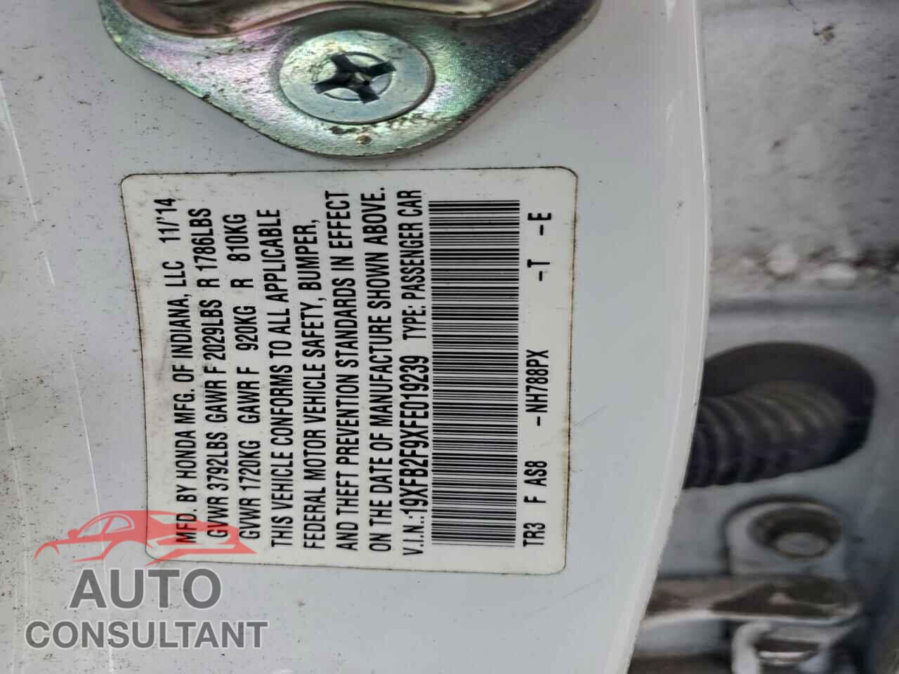 HONDA CIVIC 2015 - 19XFB2F9XFE019239
