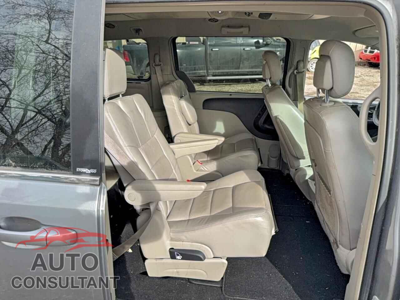 DODGE CARAVAN 2013 - 2C4RDGDG8DR623583