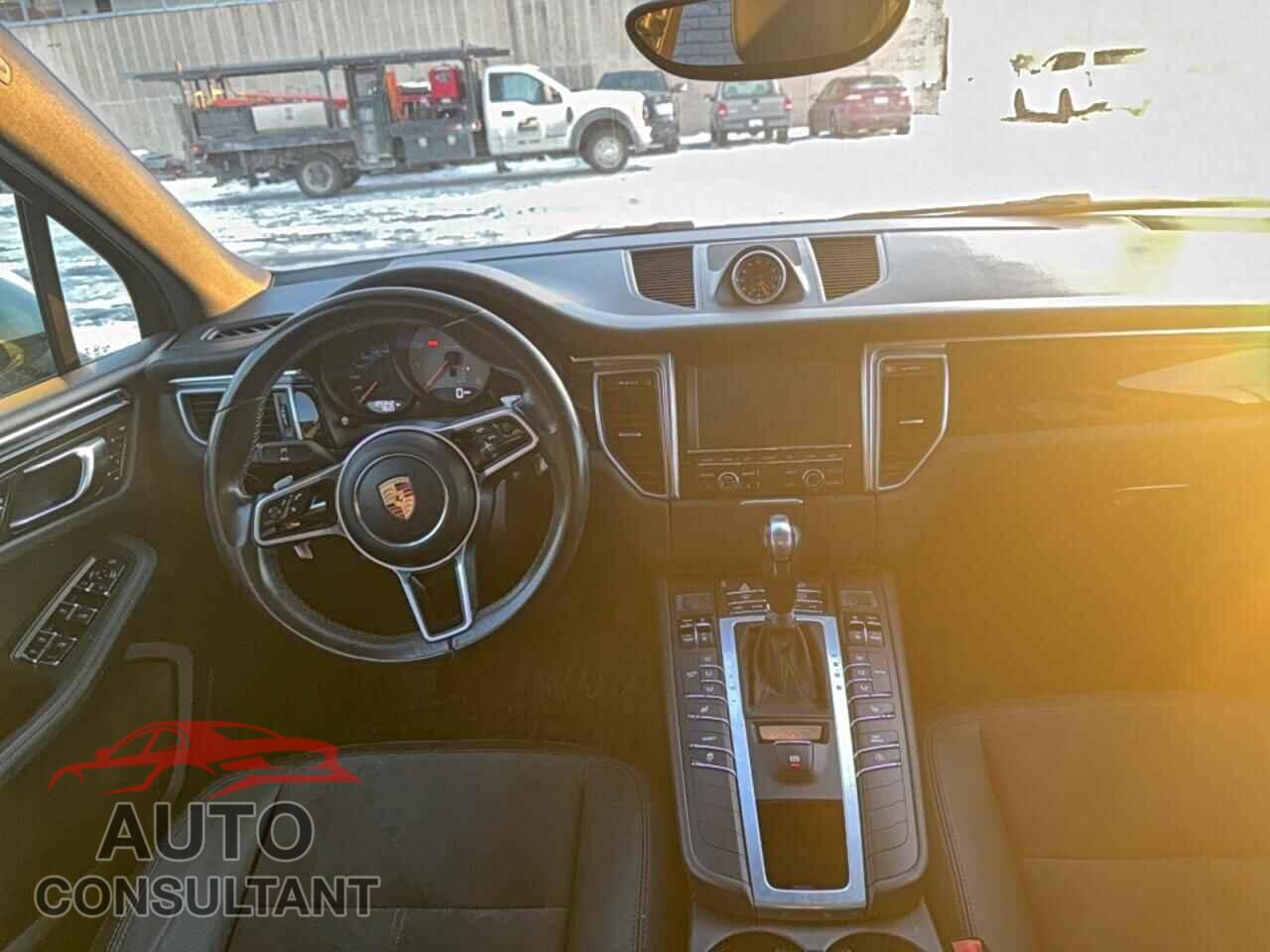 PORSCHE MACAN 2016 - WP1AB2A50GLB54364