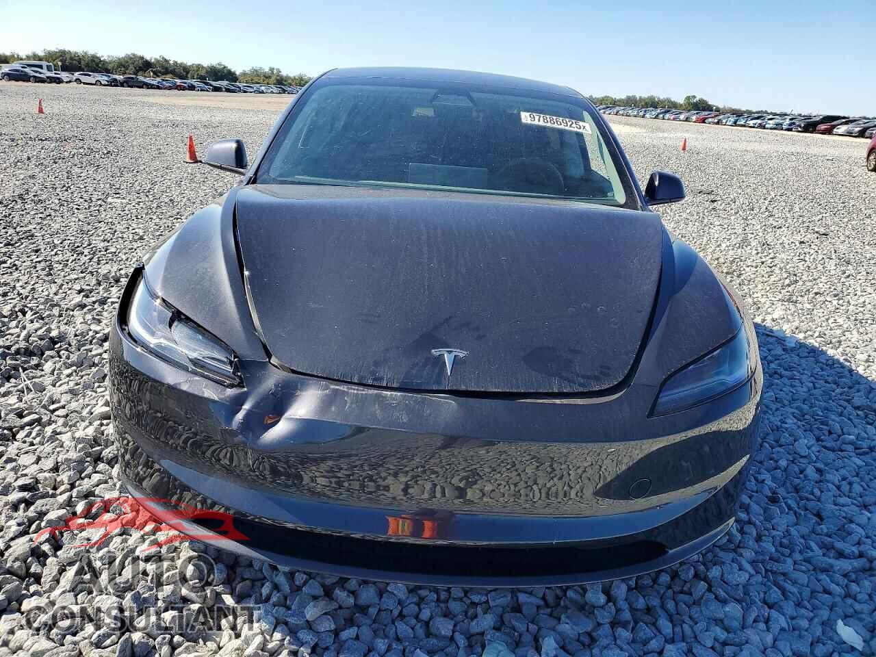 TESLA MODEL 3 2025 - 5YJ3E1EA5SF953720