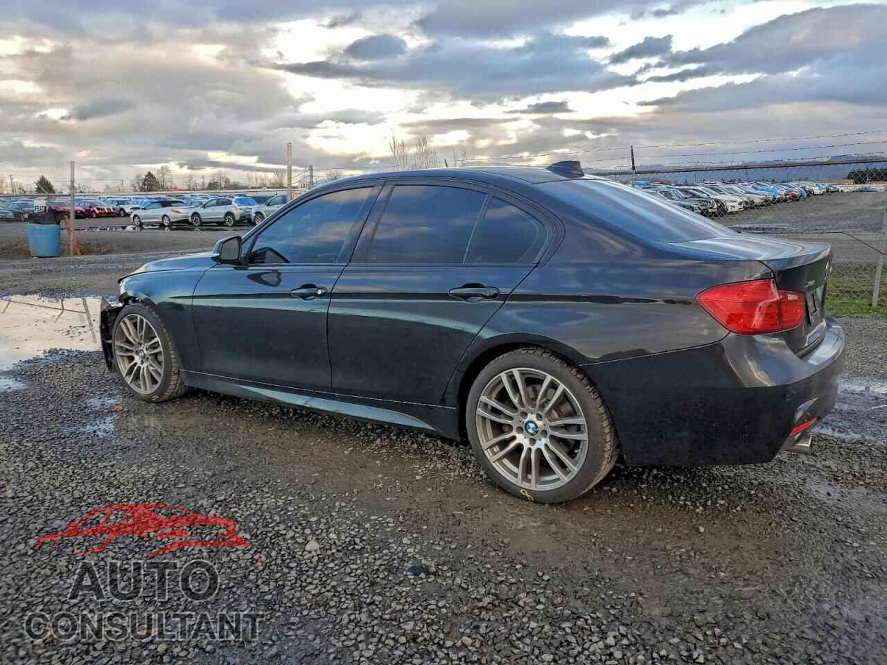 BMW 3 SERIES 2013 - WBA3B9C59DF587043