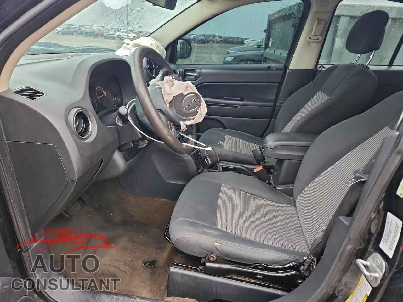 JEEP COMPASS 2014 - 1C4NJCBA1ED882211