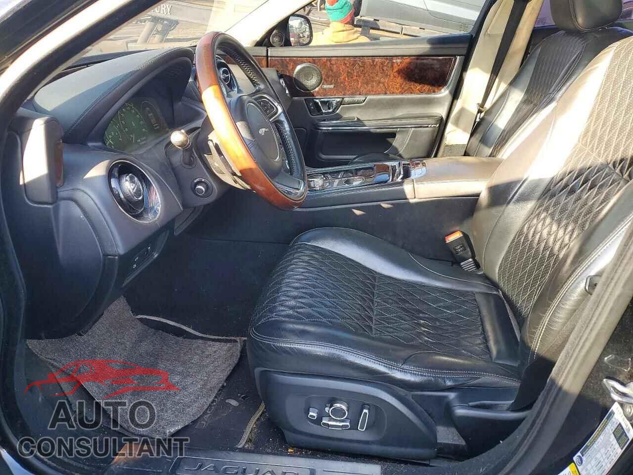 JAGUAR XJ 2017 - SAJWJ2GD8H8W09721