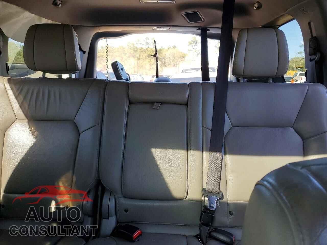 HONDA PILOT 2012 - 5FNYF3H59CB010731