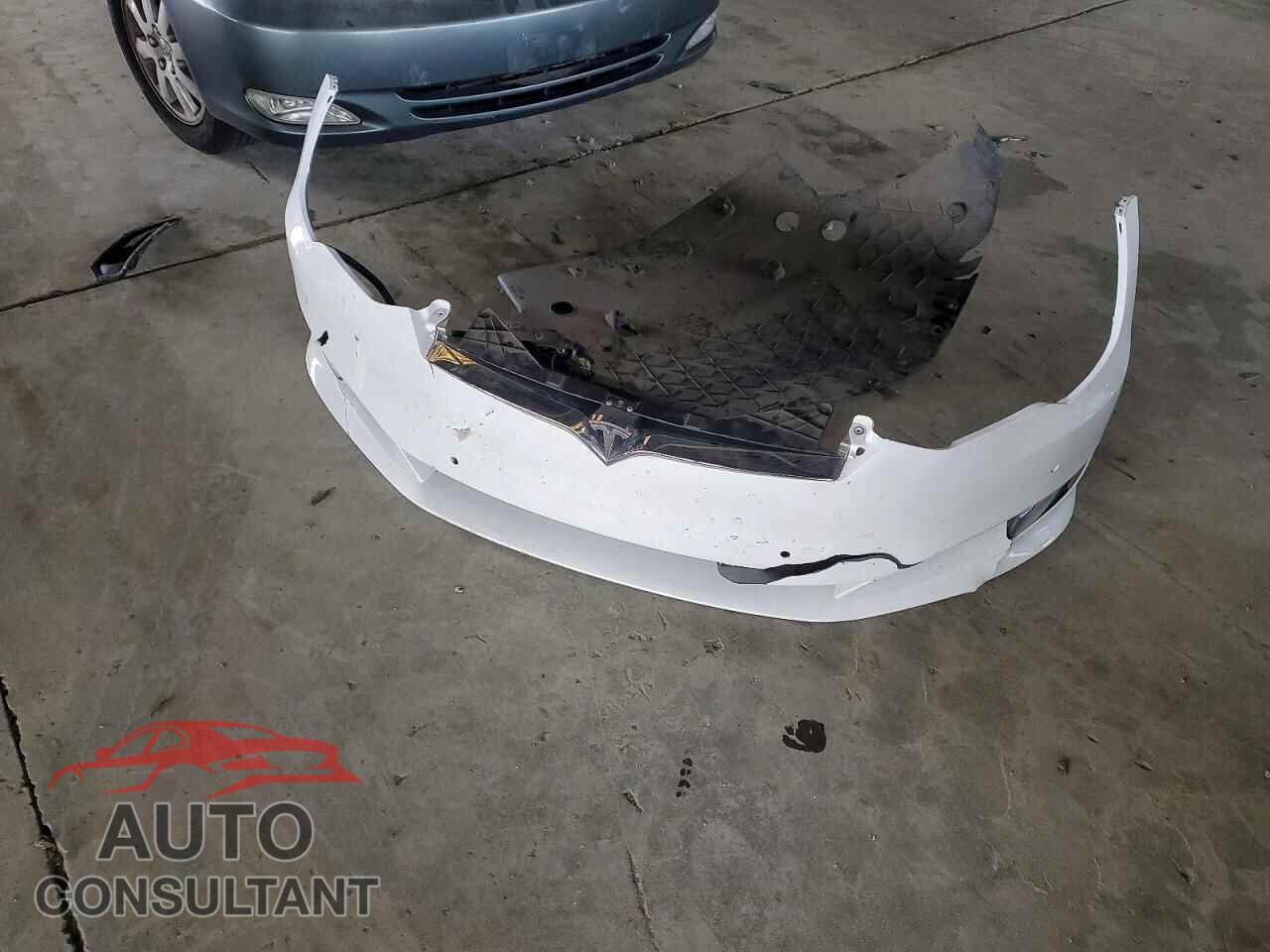 TESLA MODEL S 2018 - 5YJSA1E25JF281821