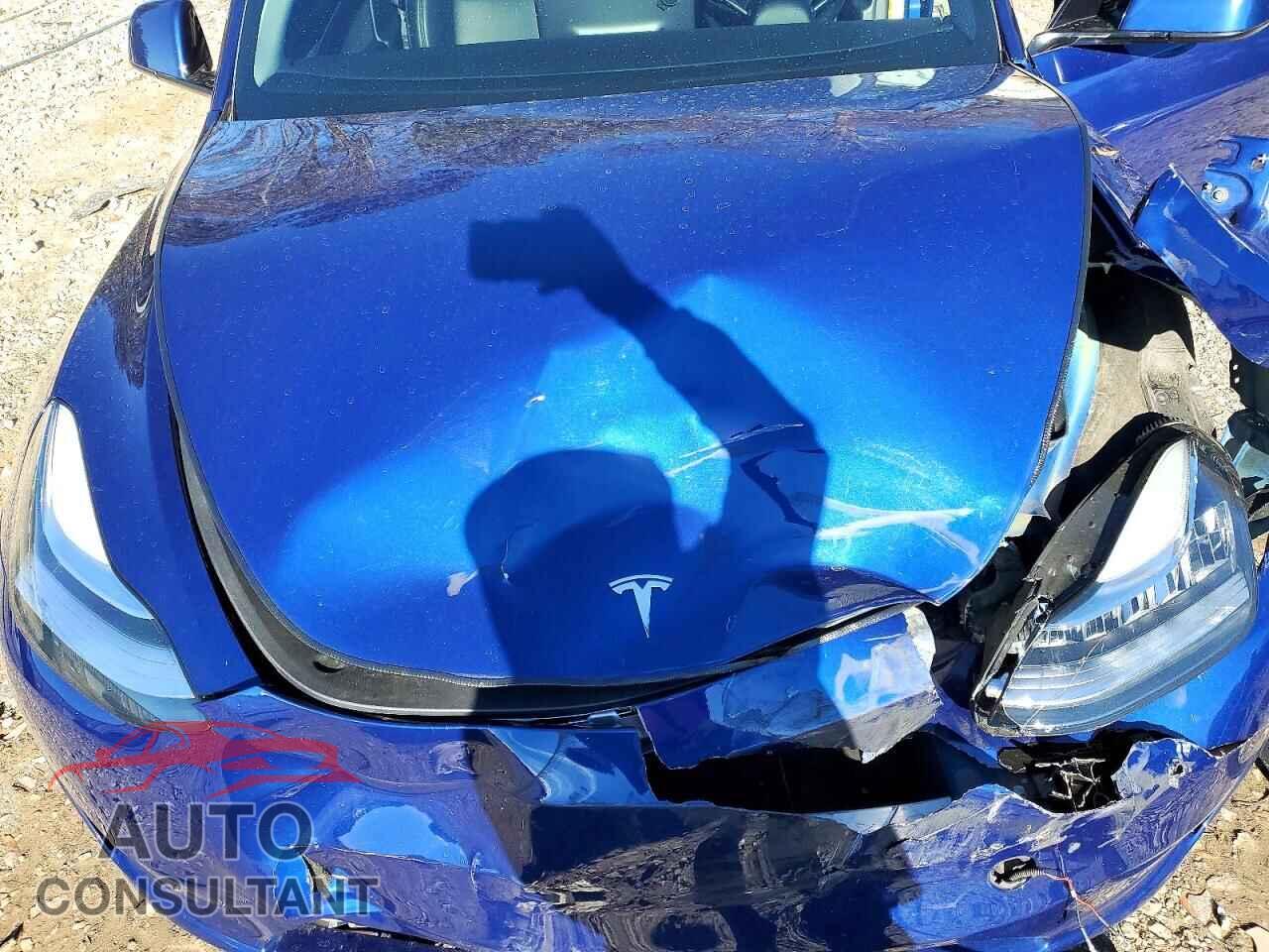 TESLA MODEL Y 2023 - 7SAYGDEE8PA159967