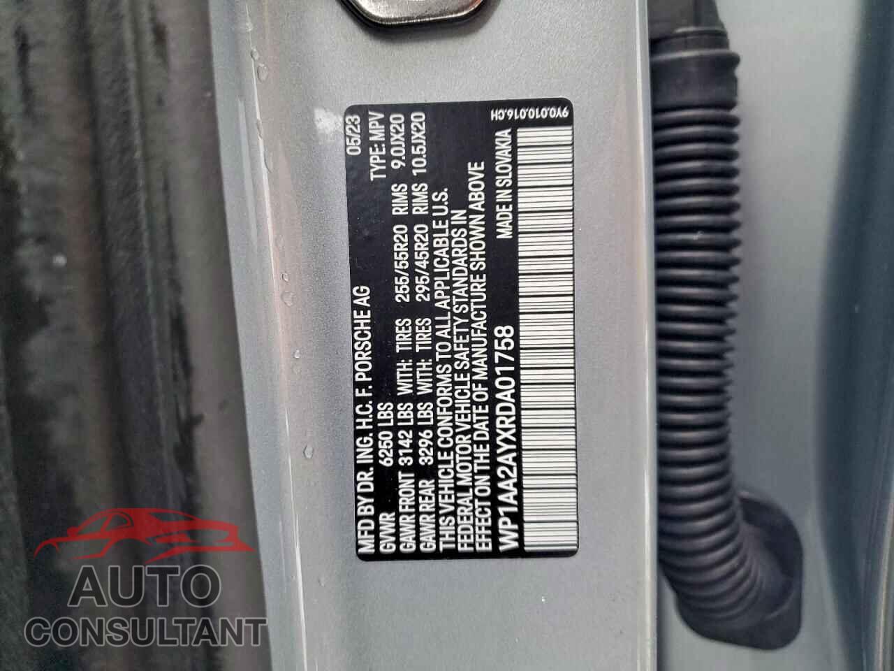 PORSCHE CAYENNE 2024 - WP1AA2AYXRDA01758