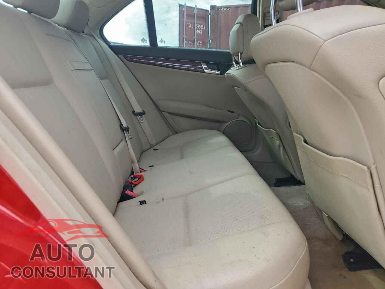 MERCEDES-BENZ C-CLASS 2010 - WDDGF8BB1AR088389