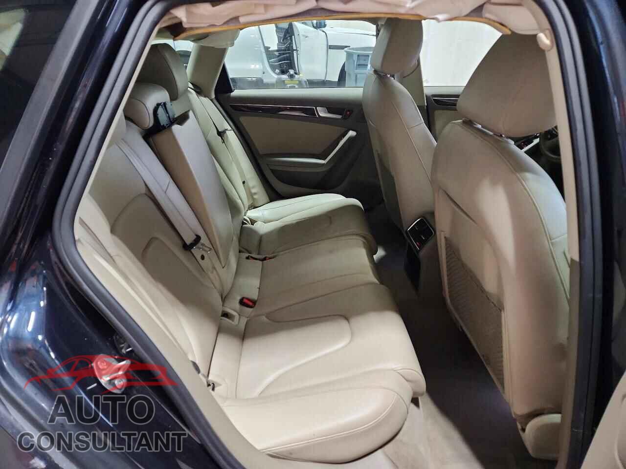 AUDI A4 2012 - WAUWFAFL5CA015573