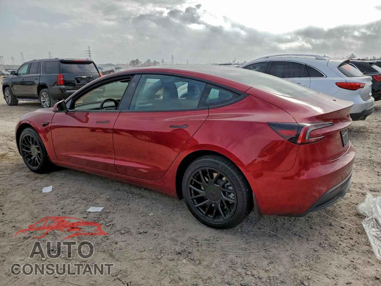 TESLA MODEL 3 2024 - 5YJ3E1EA4RF869477