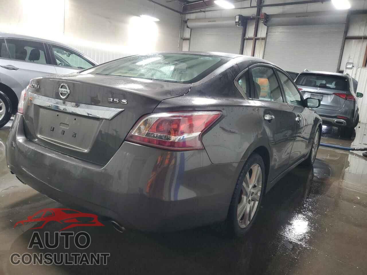 NISSAN ALTIMA 2013 - 1N4BL3AP7DN462325