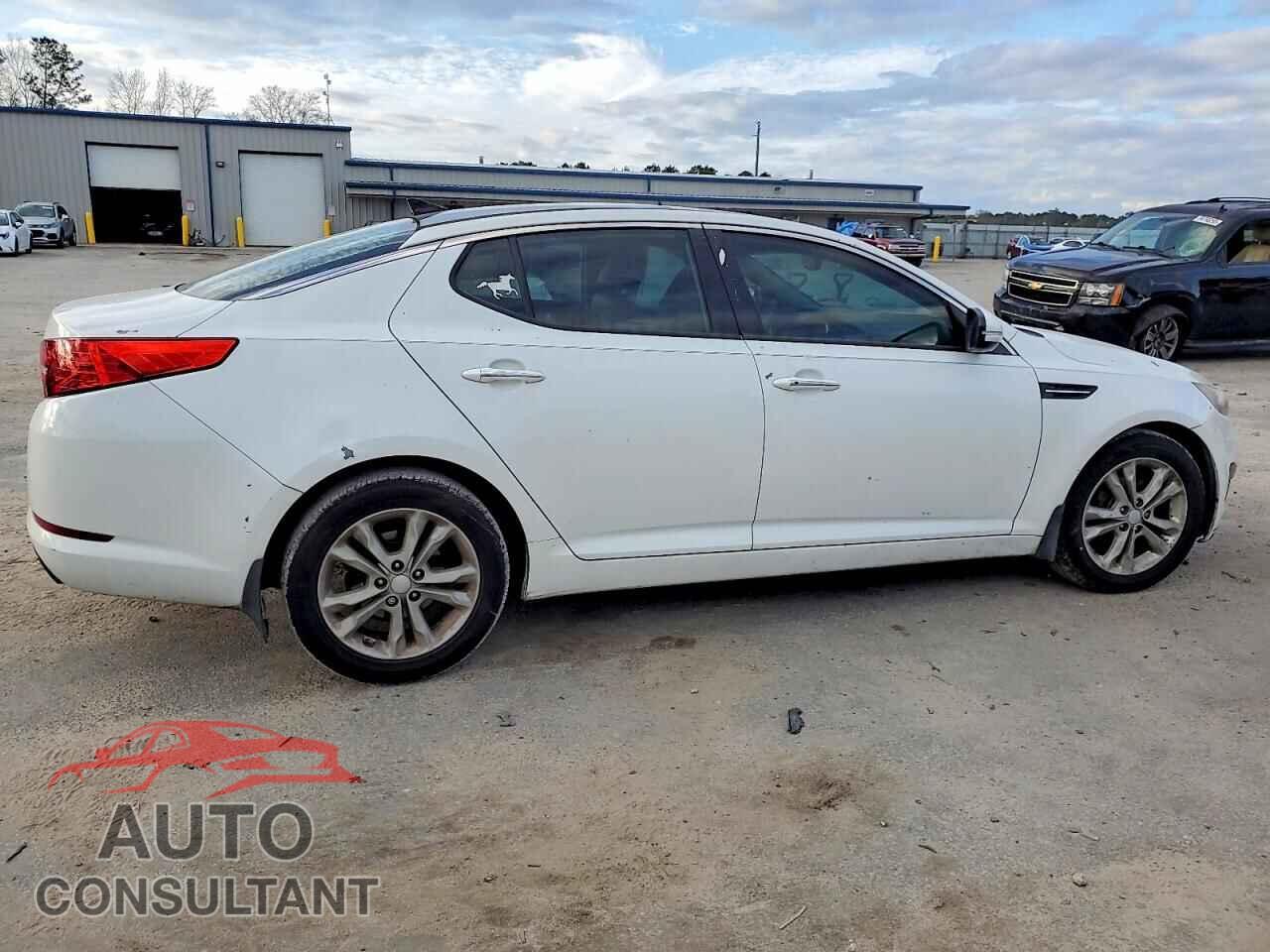 KIA OPTIMA 2013 - 5XXGN4A77DG105013