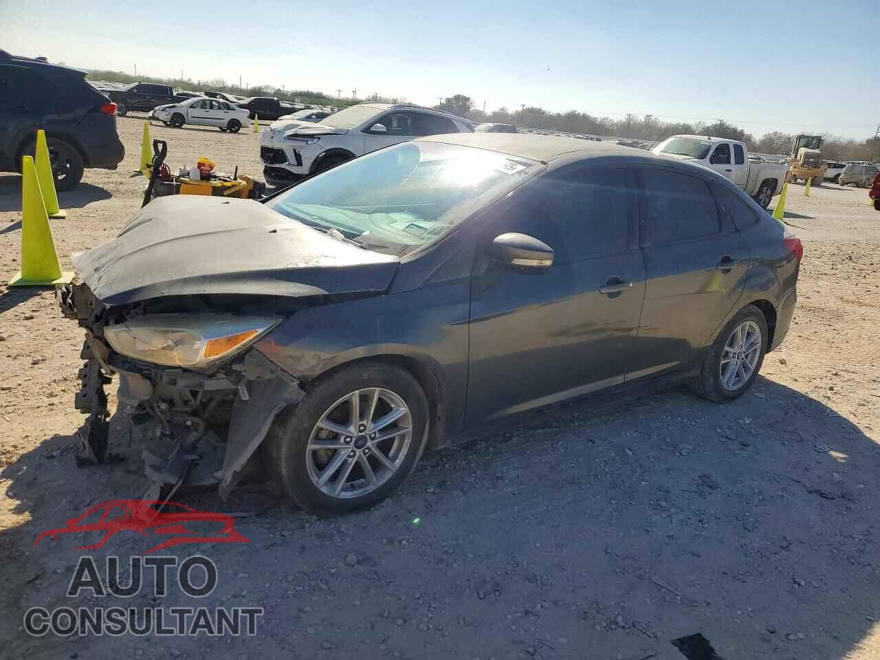 FORD FOCUS 2017 - 1FADP3F20HL217250