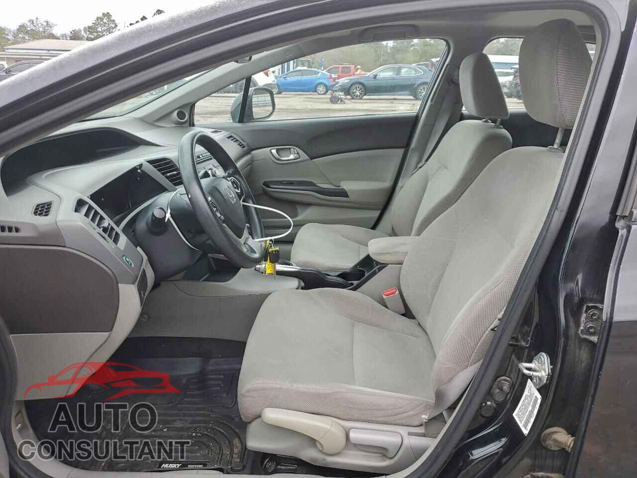 HONDA CIVIC 2012 - 2HGFB2F80CH522366