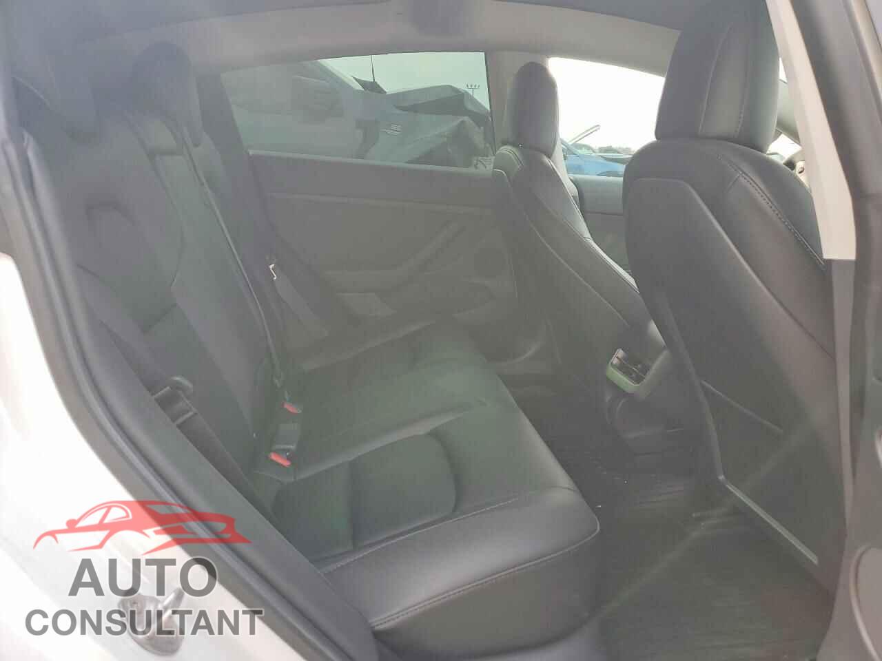 TESLA MODEL 3 2021 - 5YJ3E1EC6MF005735