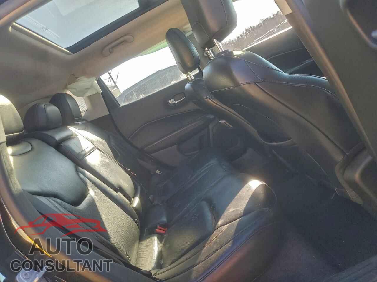 JEEP COMPASS 2017 - 3C4NJDCB3HT640337