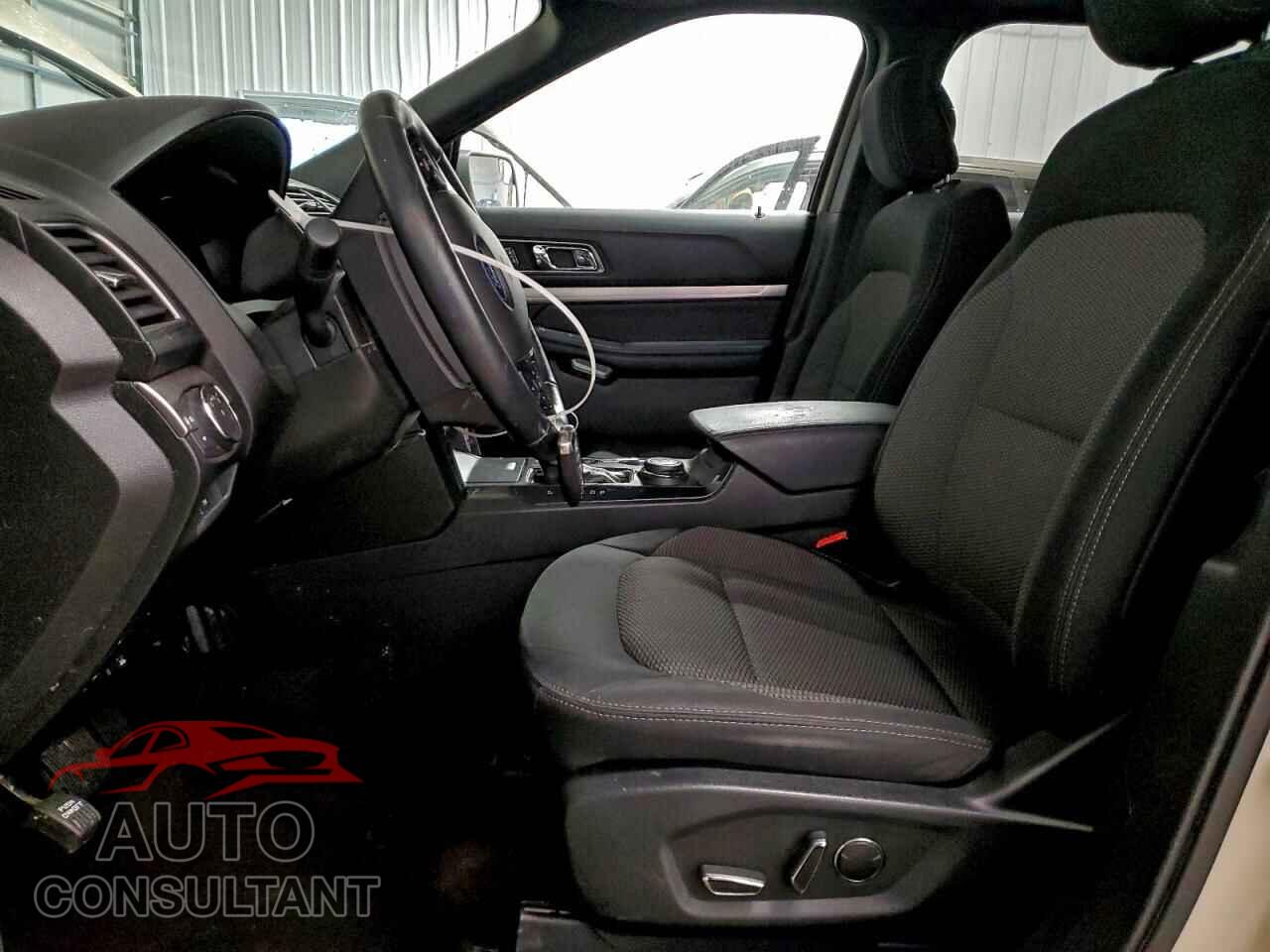 FORD EXPLORER 2018 - 1FM5K8D86JGA40781