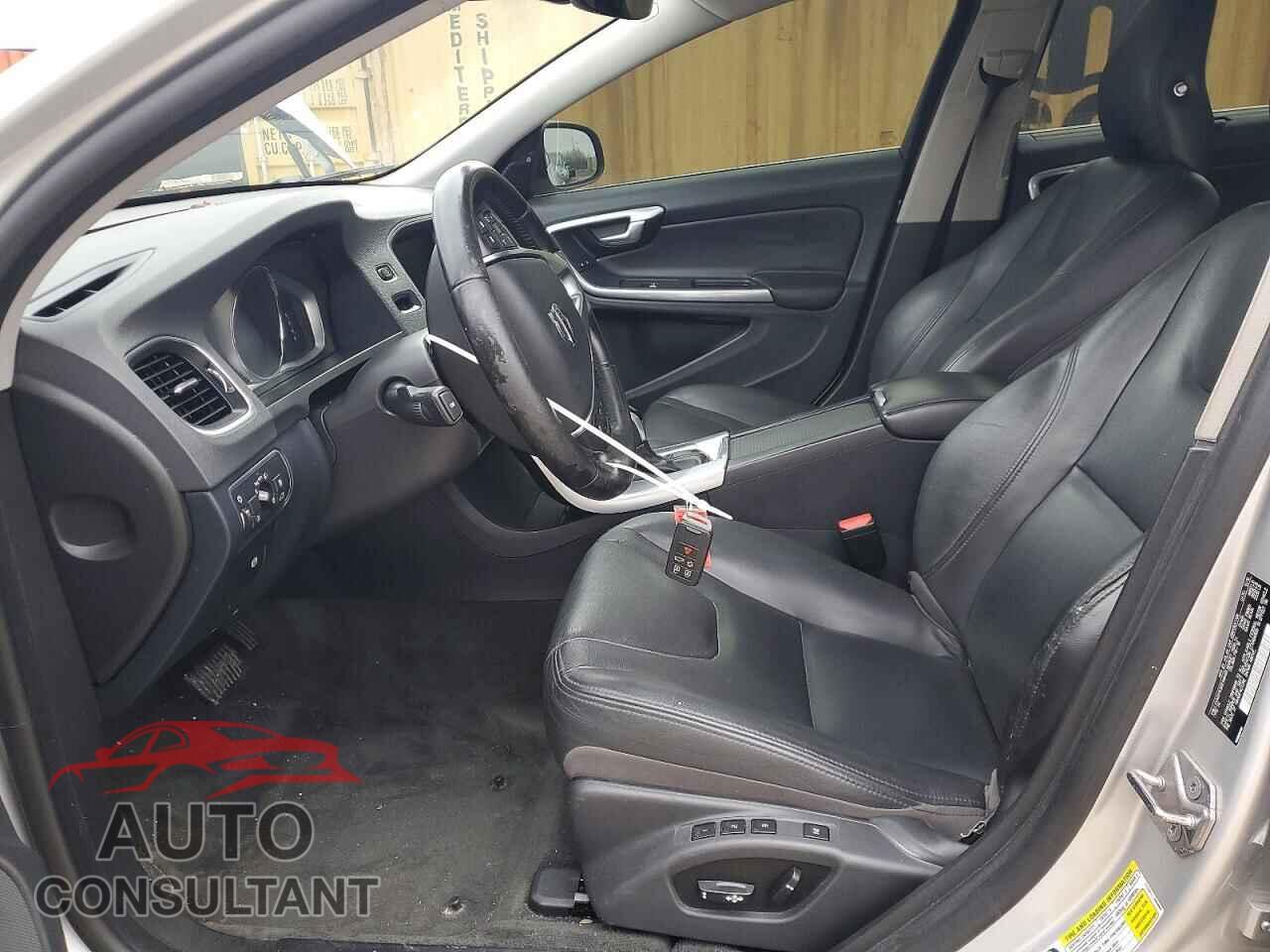 VOLVO S60 2017 - LYV402TK9HB148480