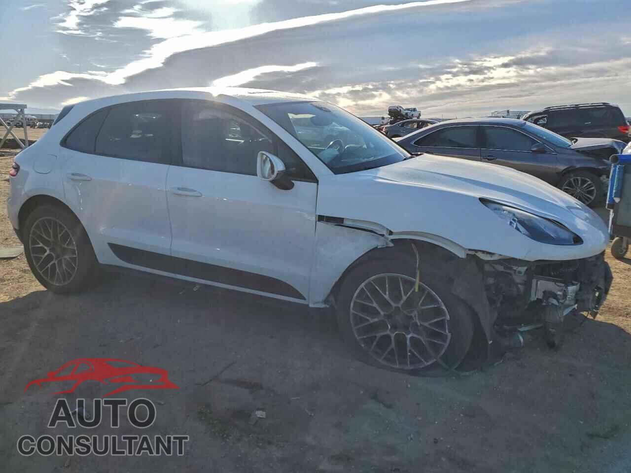 PORSCHE MACAN 2017 - WP1AA2A51HLB03976