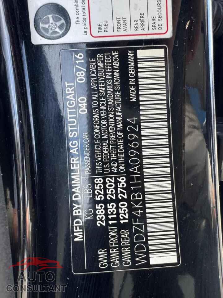 MERCEDES-BENZ E-CLASS 2017 - WDDZF4KB1HA096924