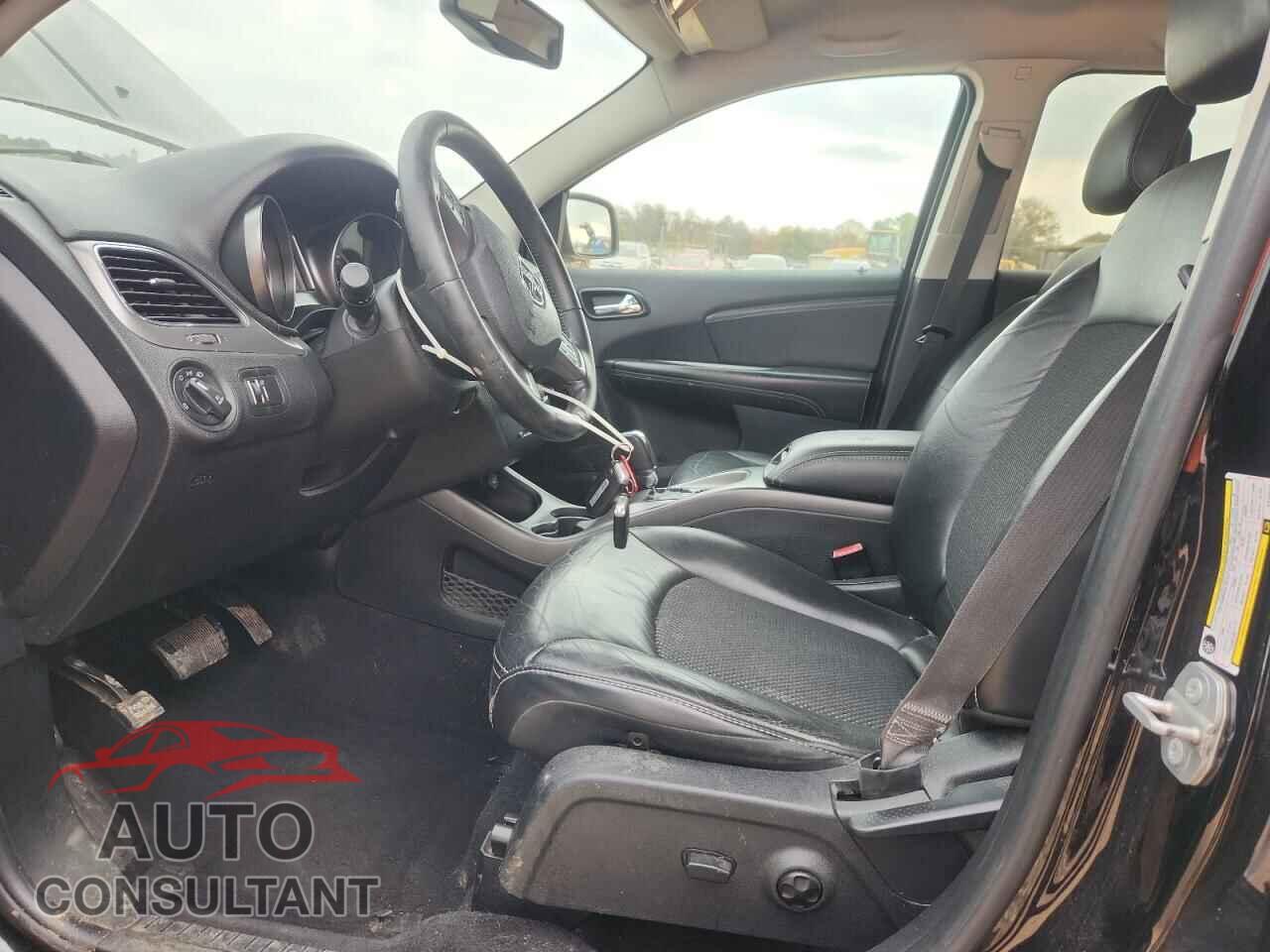 DODGE JOURNEY 2015 - 3C4PDCGB5FT723141