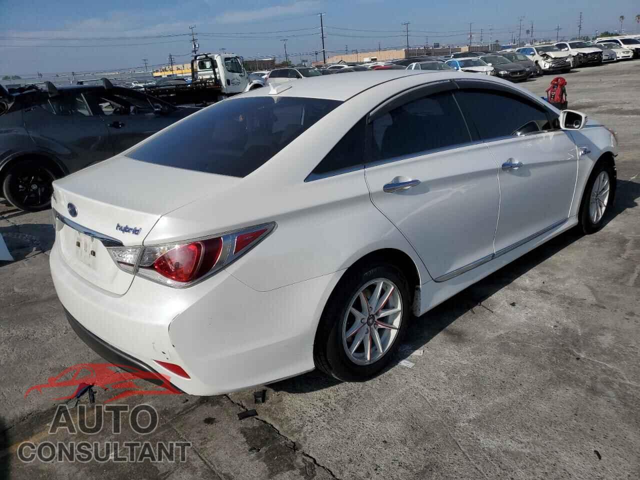 HYUNDAI SONATA 2015 - KMHEC4A44FA137592