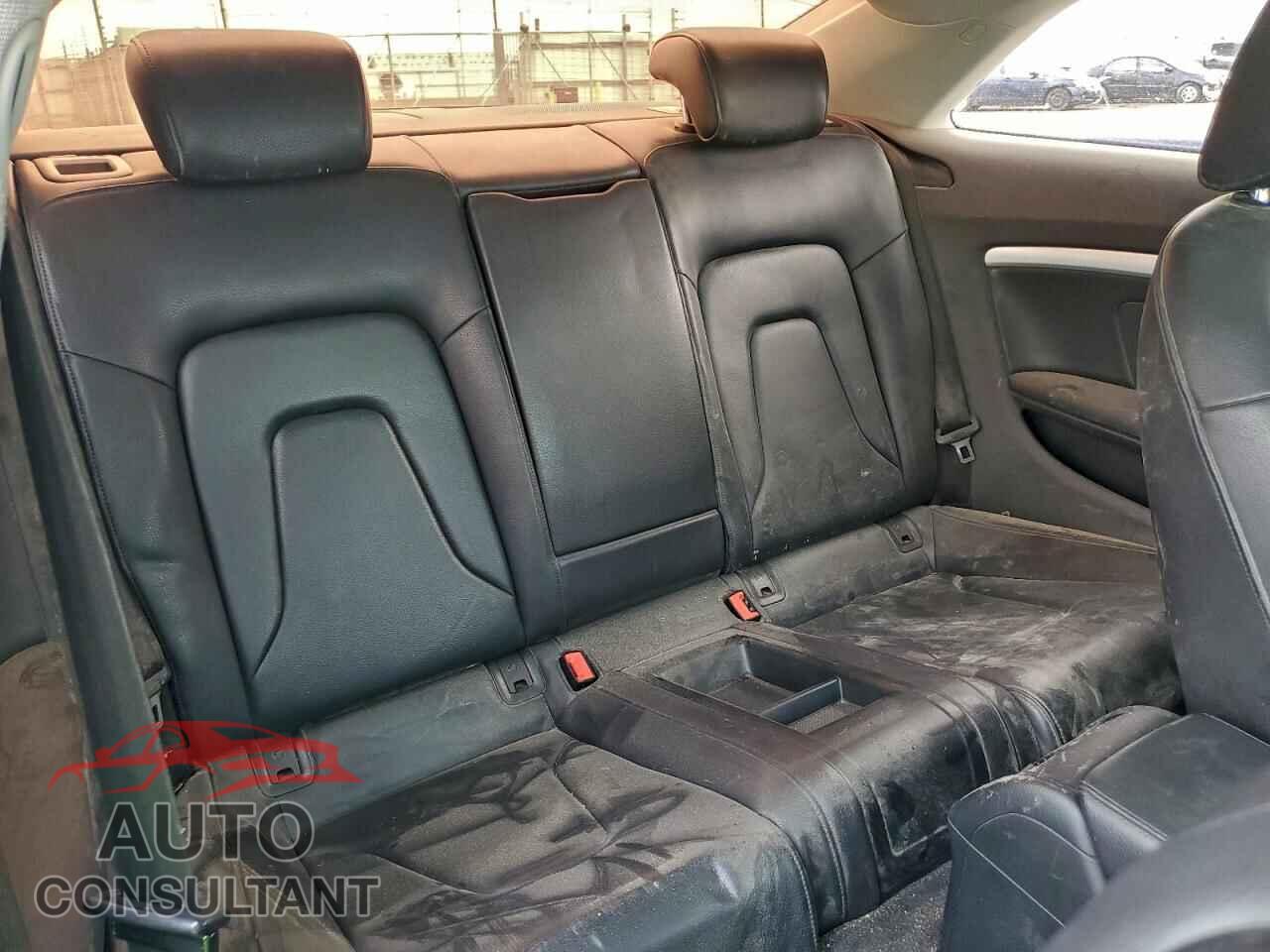 AUDI A5 2011 - WAURFAFR4BA024149