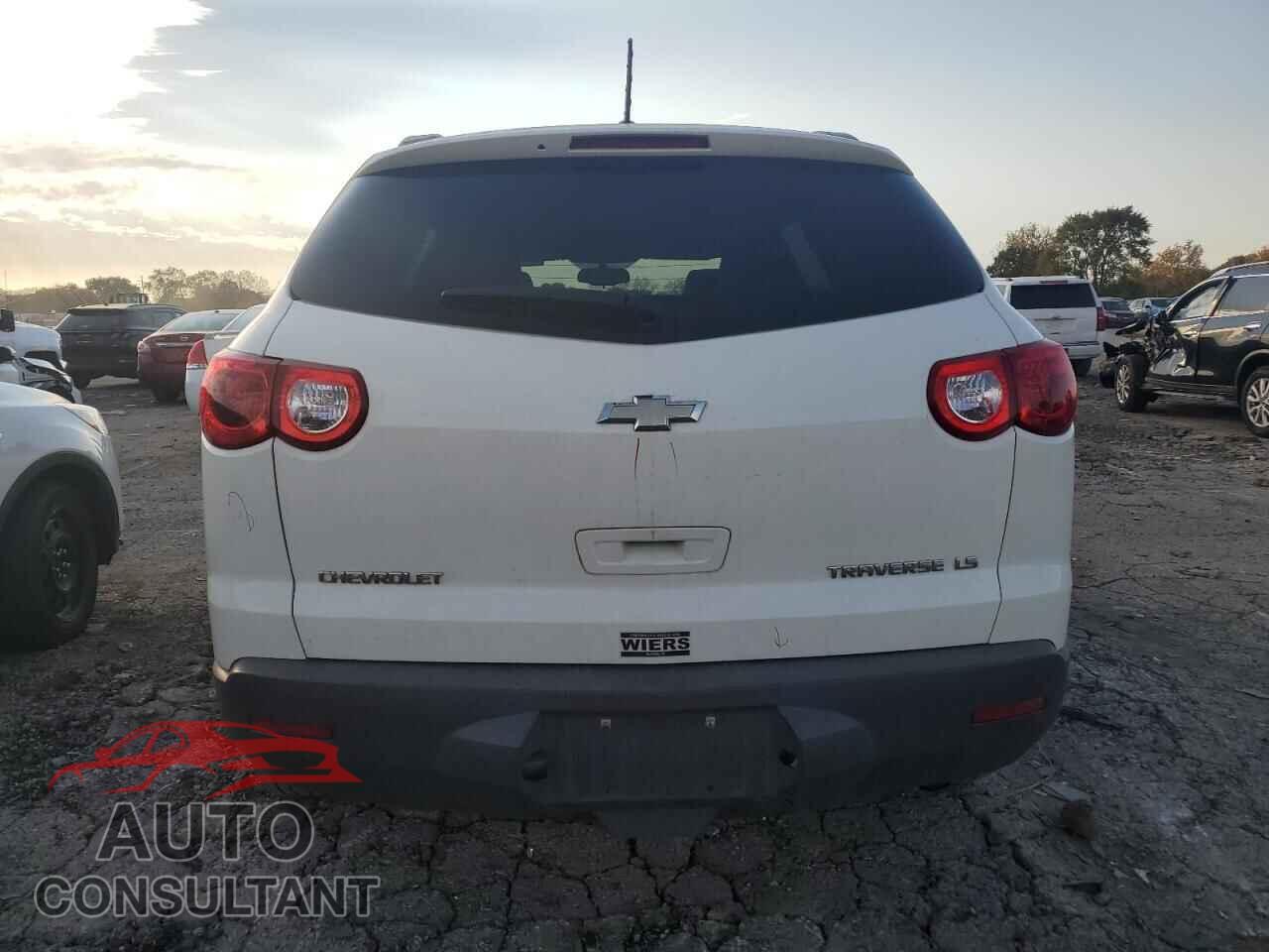CHEVROLET TRAVERSE 2012 - 1GNKREED2CJ310244