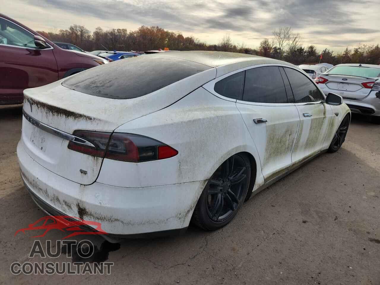 TESLA MODEL S 2013 - 5YJSA1CN4DFP13493