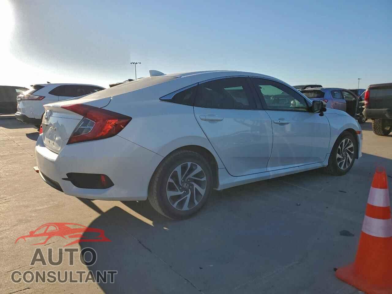 HONDA CIVIC 2017 - 19XFC2F75HE225115