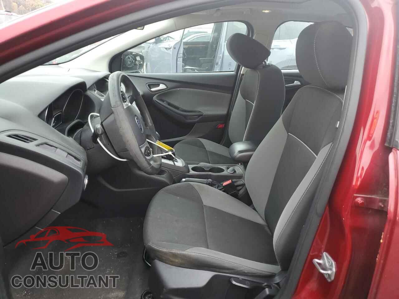 FORD FOCUS 2014 - 1FADP3F23EL223149