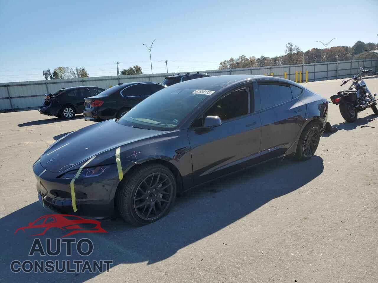 TESLA MODEL 3 2025 - 5YJ3E1EA9SF910871