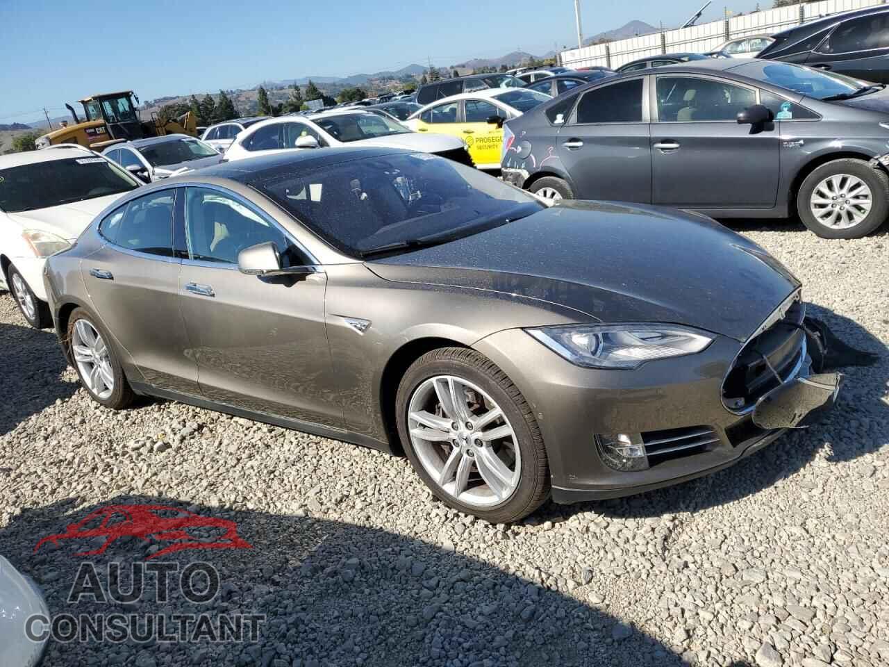TESLA MODEL S 2015 - 5YJSA1S22FF086190
