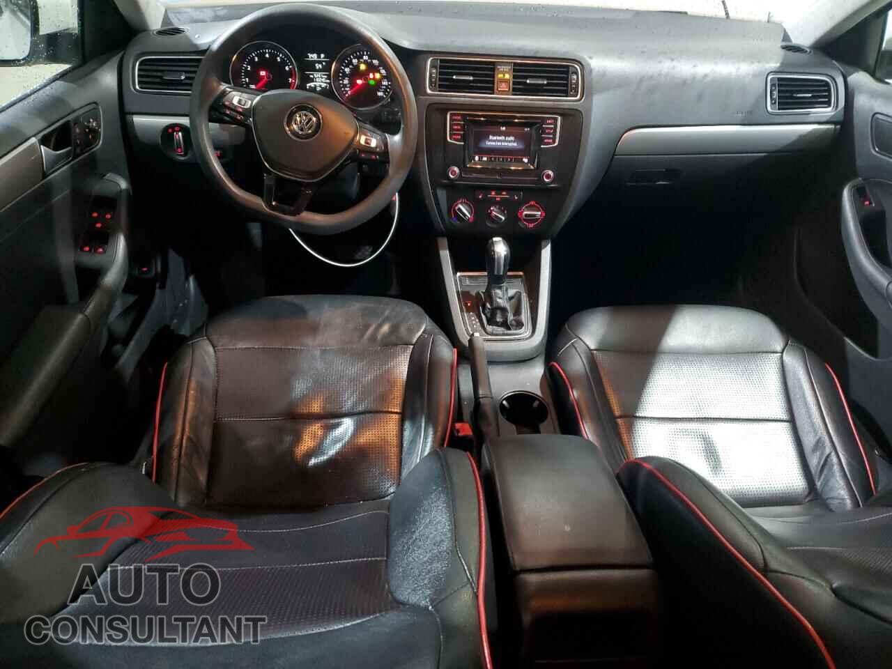 VOLKSWAGEN JETTA 2017 - 3VW2B7AJ1HM414736