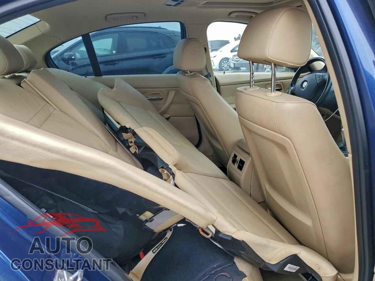 BMW 3 SERIES 2011 - WBAPH5G52BNM75478