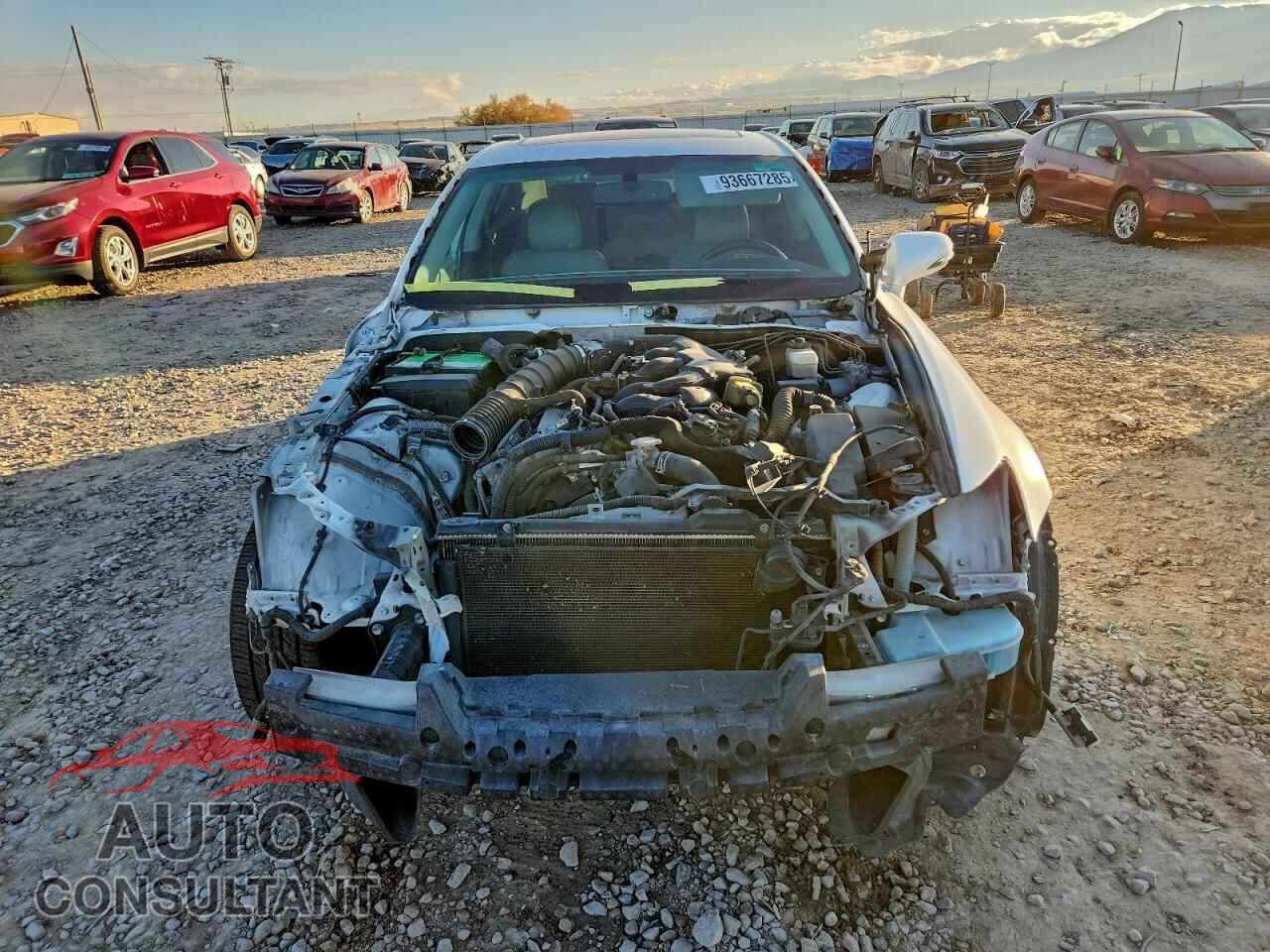 LEXUS IS 2011 - JTHBF5C26B5151639
