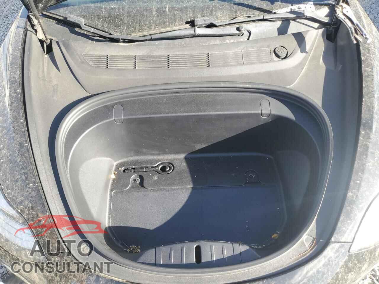 TESLA MODEL 3 2019 - 5YJ3E1EA0KF394660
