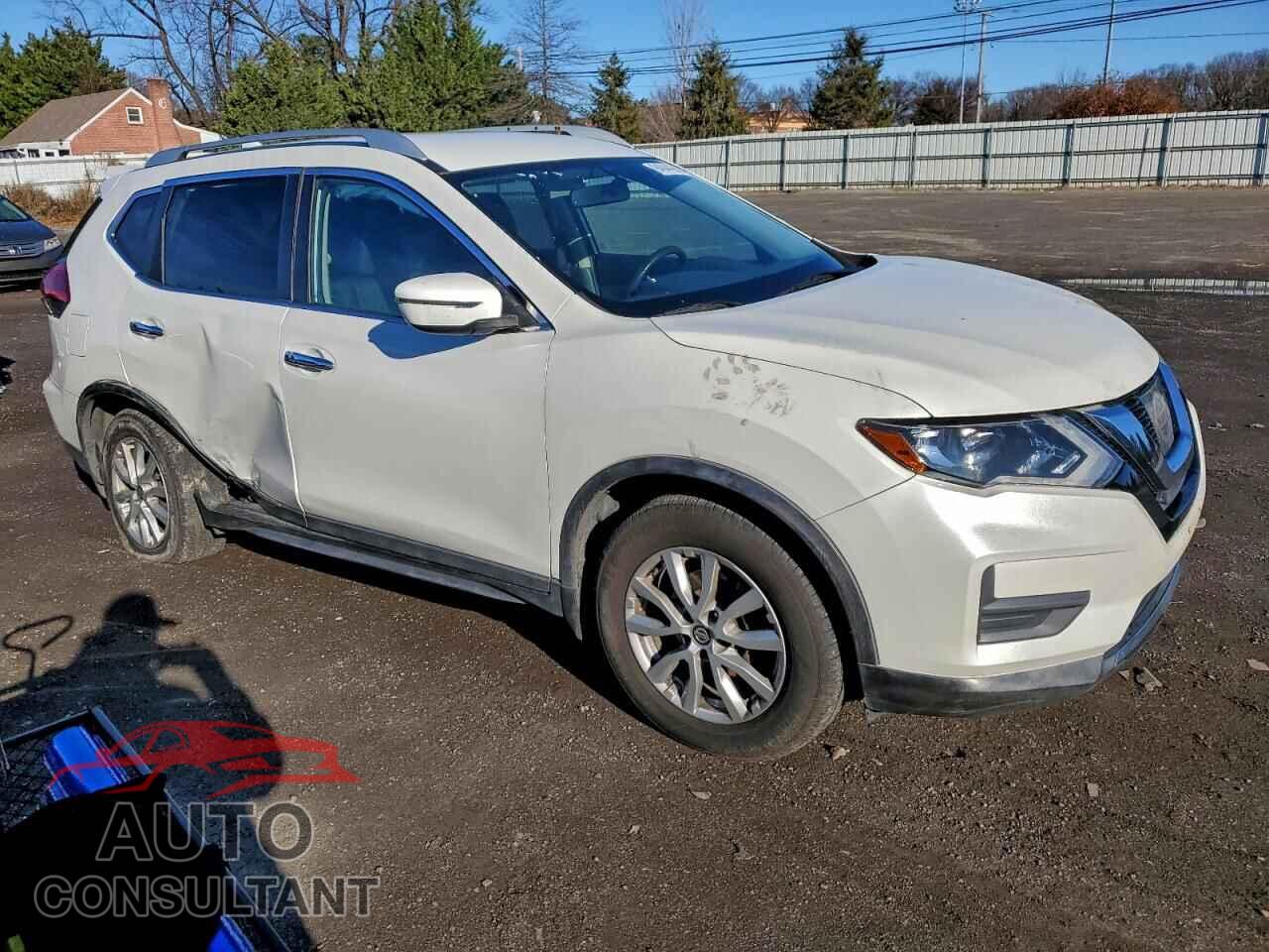 NISSAN ROGUE 2017 - KNMAT2MV7HP606704