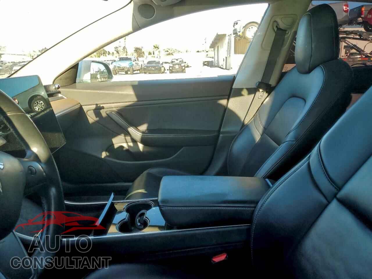 TESLA MODEL 3 2017 - 5YJ3E1EA9HF001568